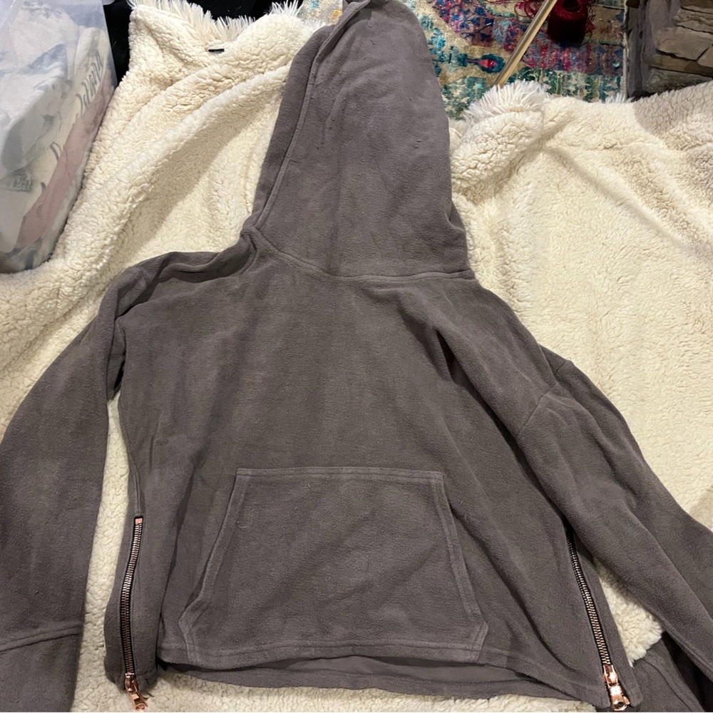 Gray thick sweatshirt!